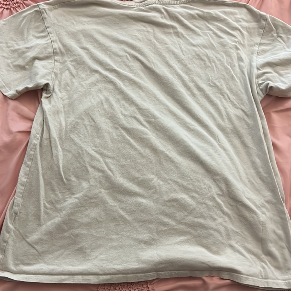 t-shirt - Picture 2 of 3